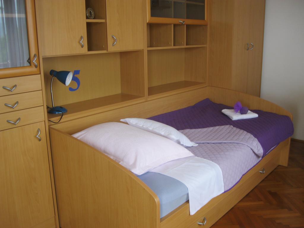 Apartment Promona Drniš Kültér fotó