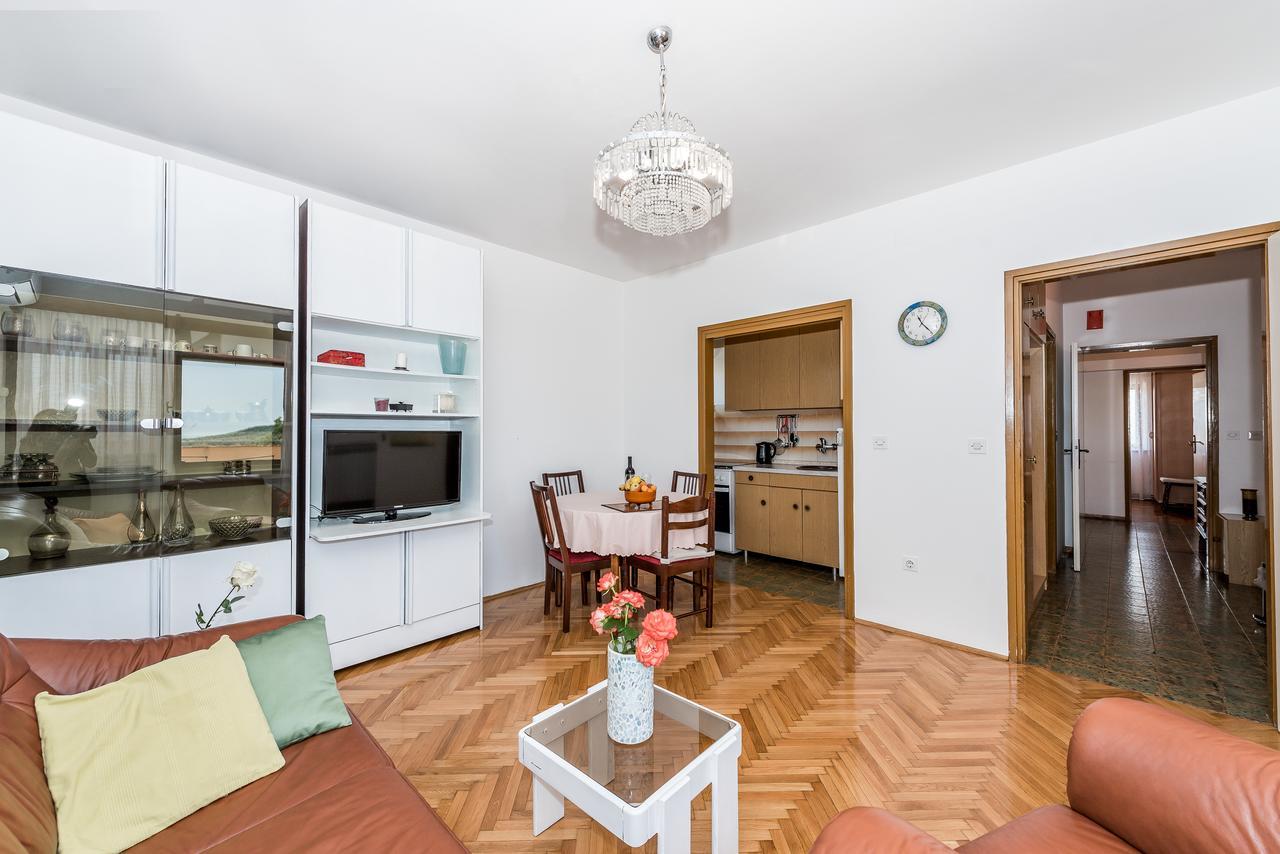 Apartment Promona Drniš Kültér fotó