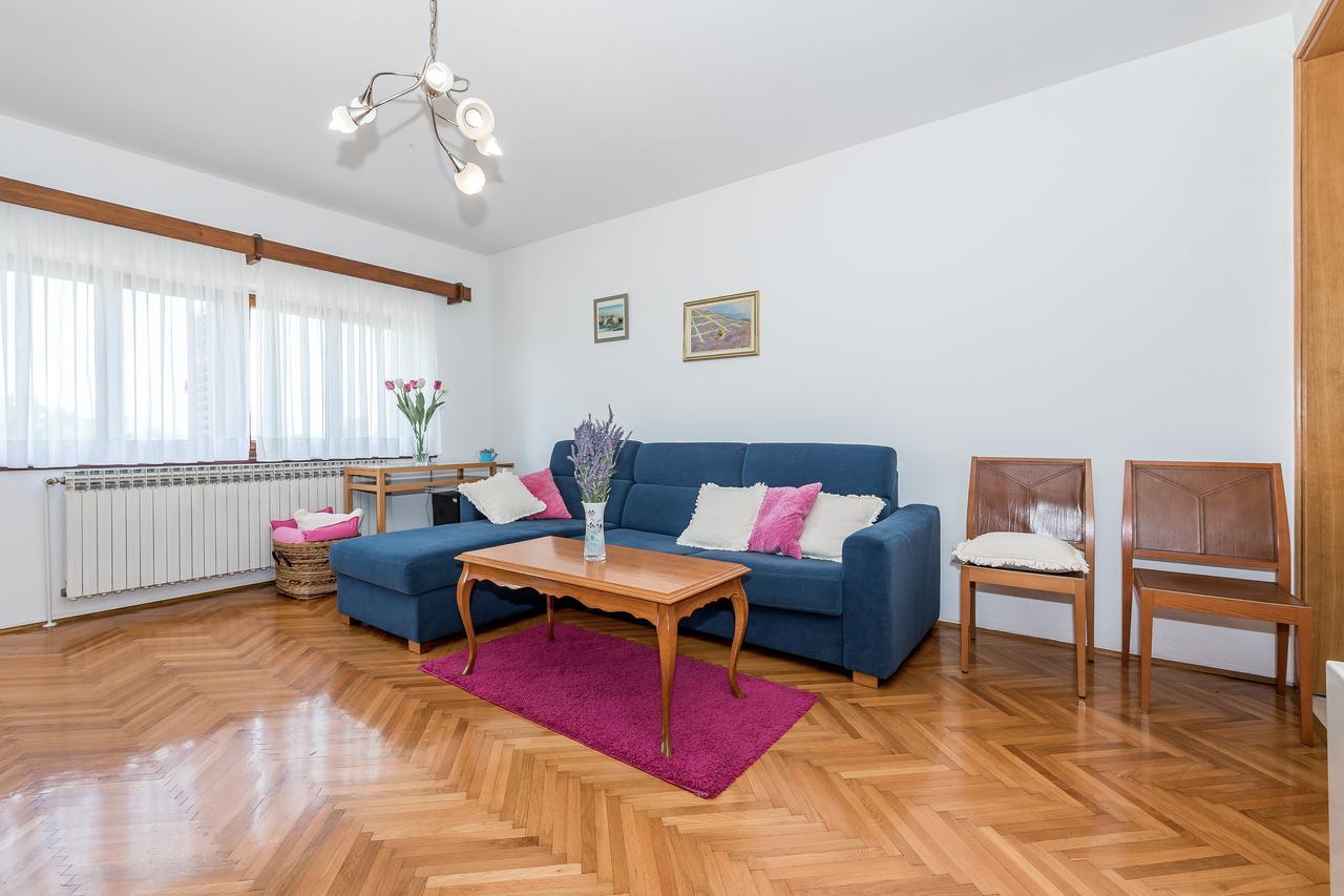 Apartment Promona Drniš Kültér fotó