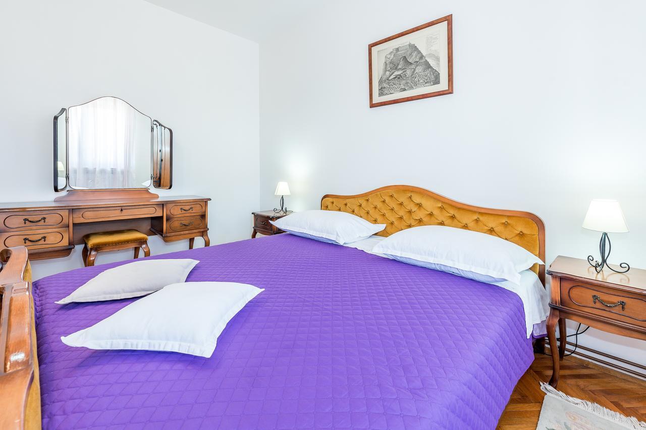 Apartment Promona Drniš Kültér fotó