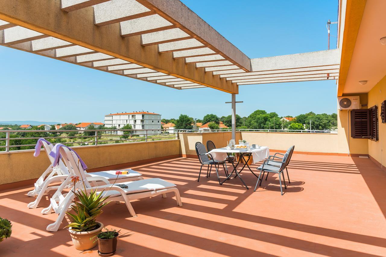 Apartment Promona Drniš Kültér fotó